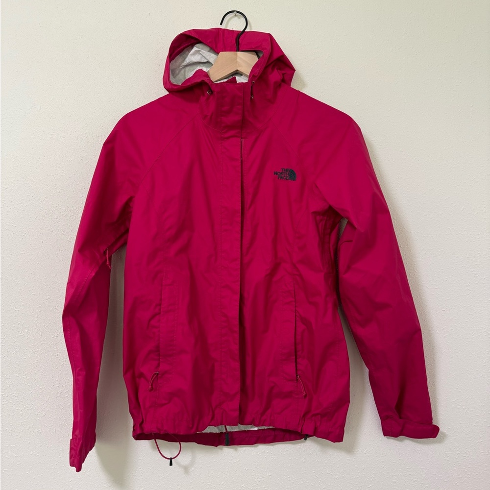 Women’s bright pink north face water resistant coat